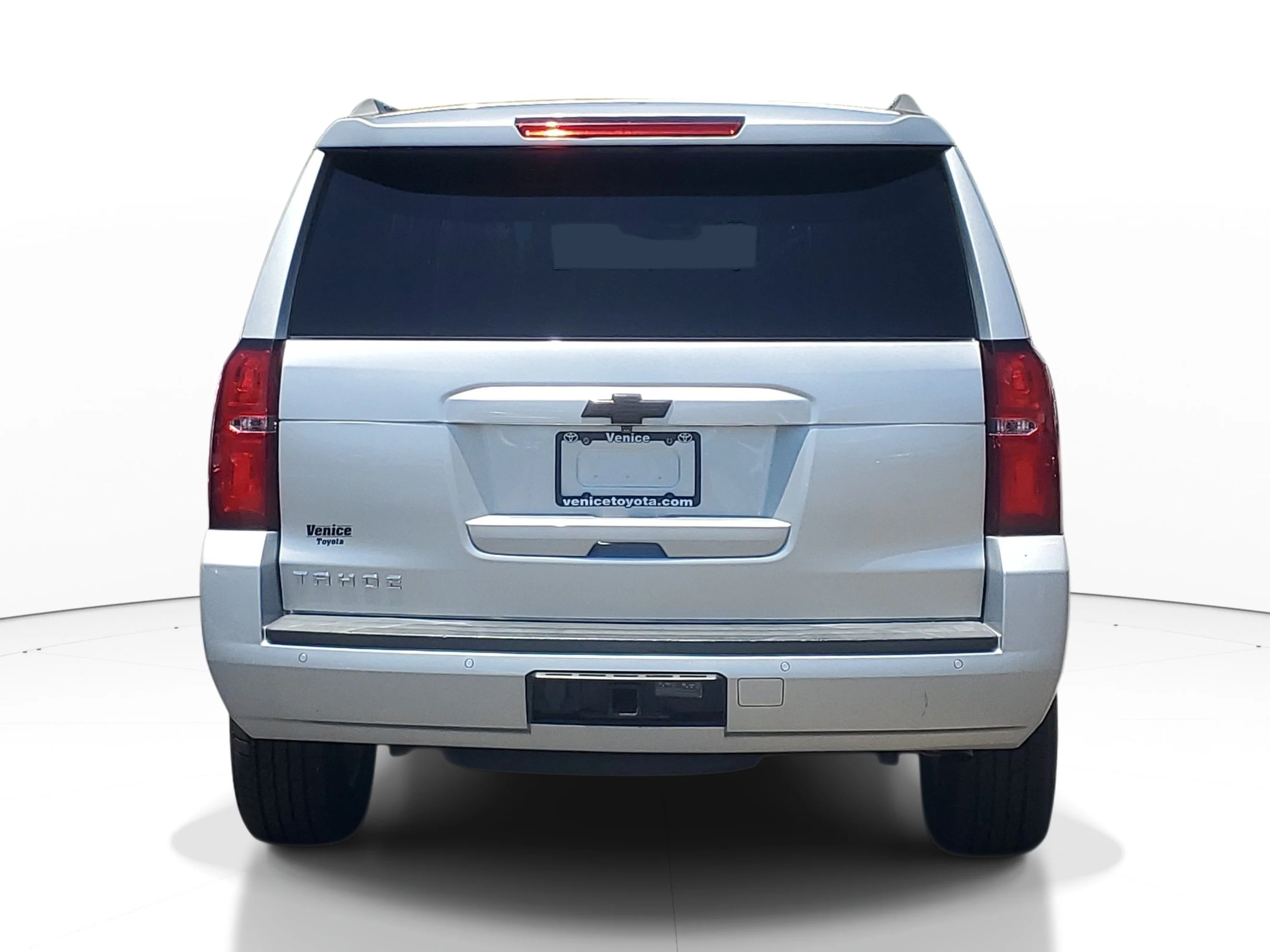 Used 2020 Silver Ice Metallic Chevrolet LT image 5