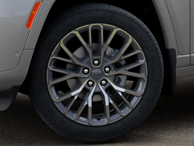 New 2026 Silver Zynith Exterior Paint Jeep Summit image 34
