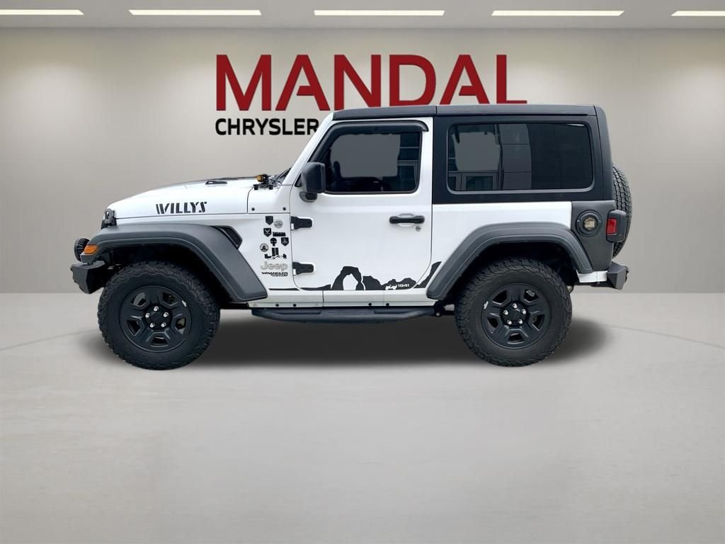 Used 2018 White Jeep Sport image 9