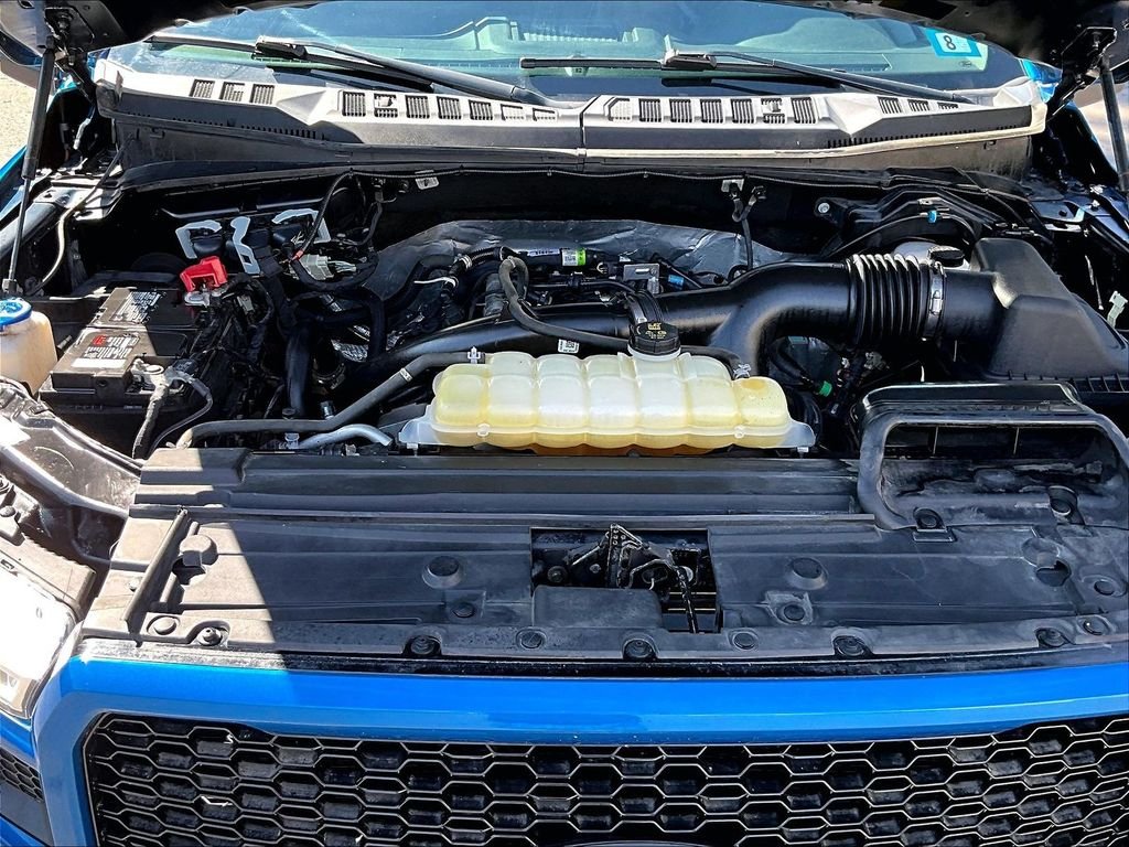 Used 2020 Blue Metallic Ford XL image 29