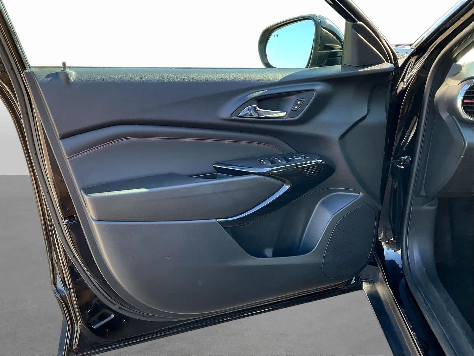 2024 Chevrolet Trax RS - Photo 22