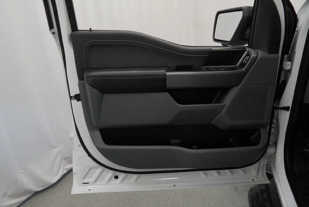 Used 2022 White Ford XLT image 35