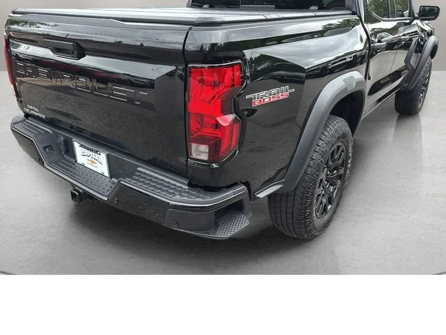 Used 2025 Black Chevrolet Trail Boss image 34