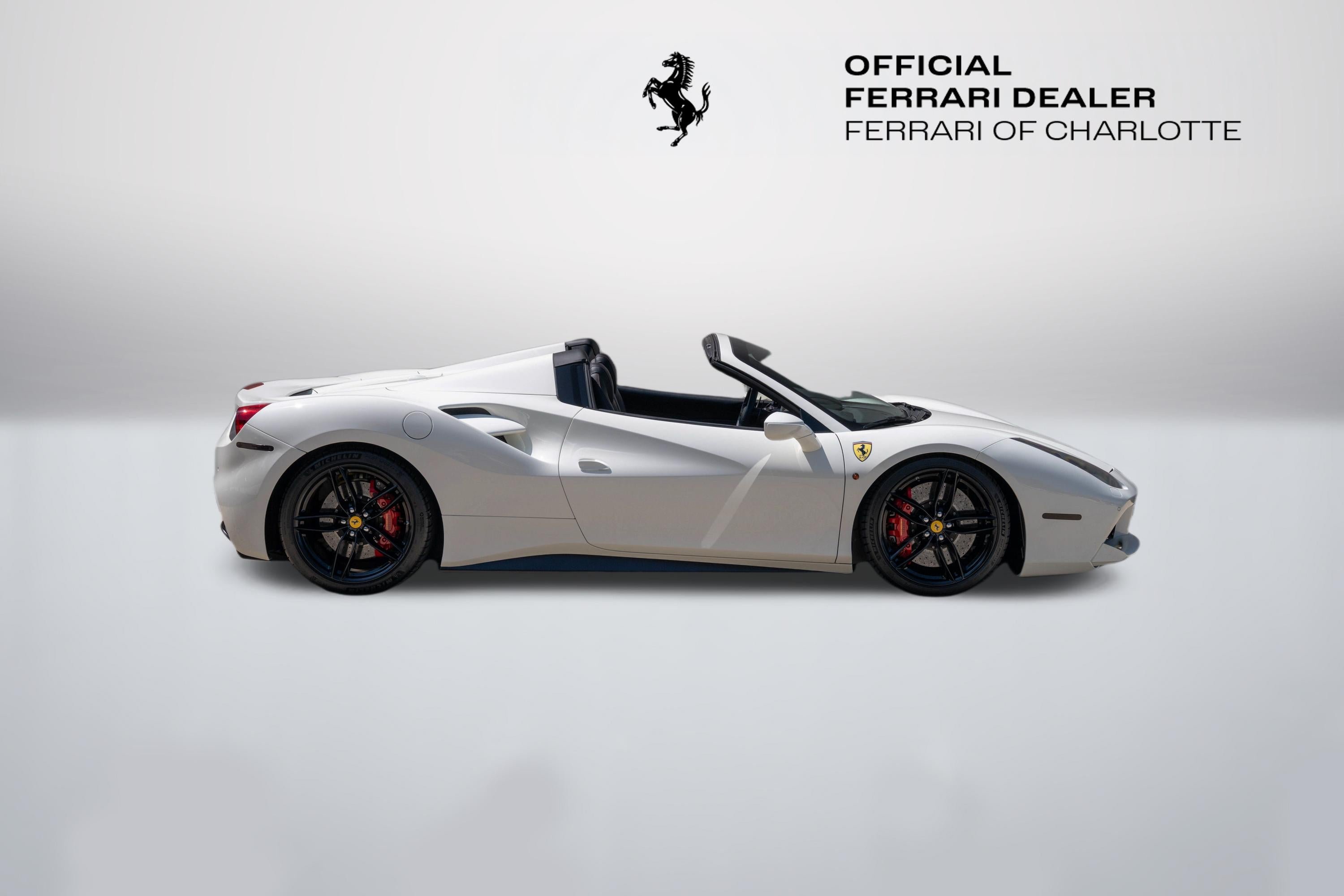 Used 2018 Bianco Avus Ferrari Base image 7