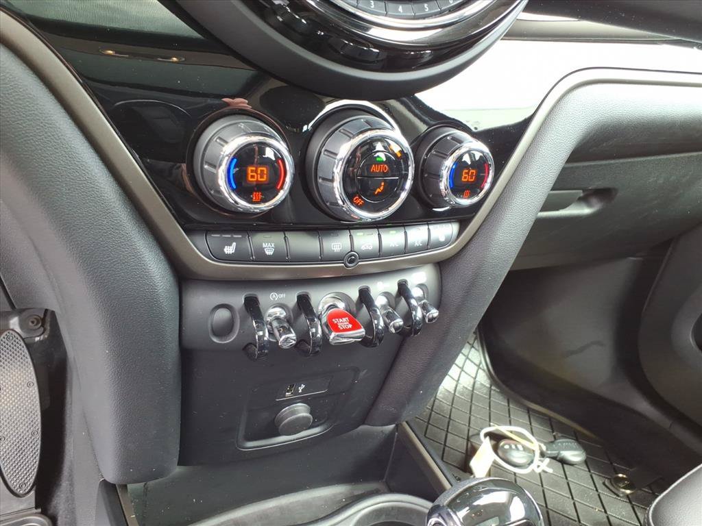 Used 2020 Thunder Gray Metallic MINI Cooper S image 19