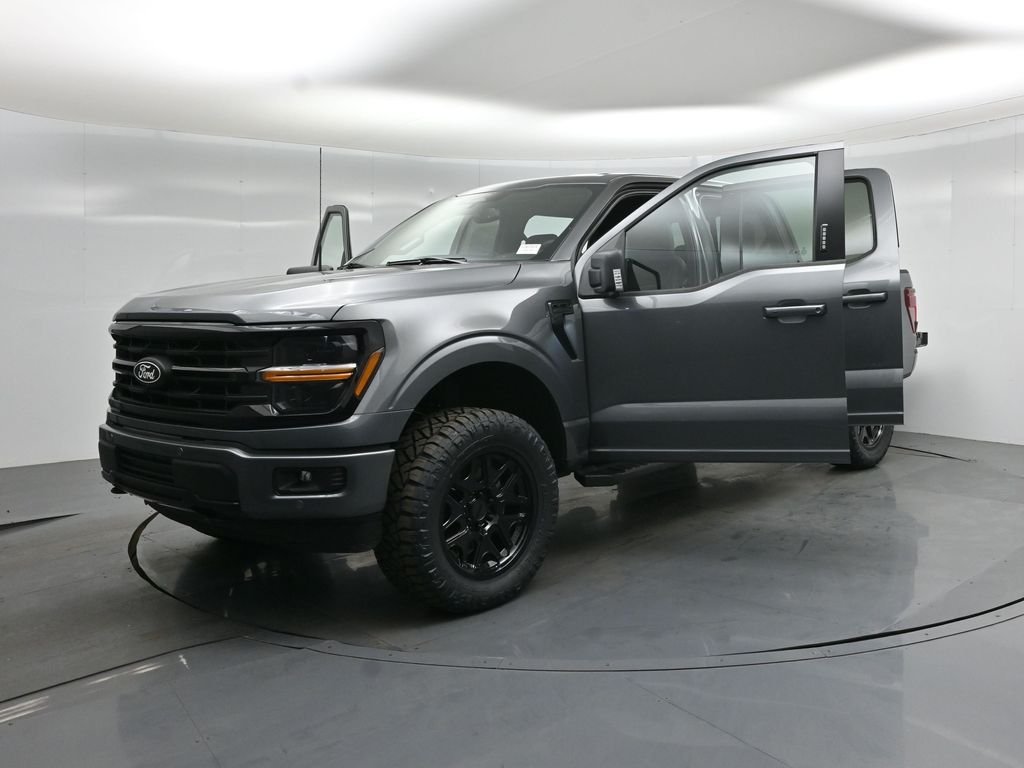New 2026 Carbonized Gray Metallic Ford XLT image 29
