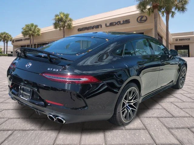 Used 2022  Mercedes-Benz Base image 4
