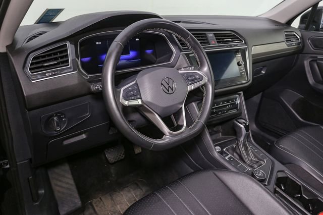Used 2024  Volkswagen 2.0T SE image 20