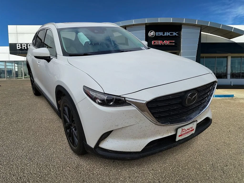 Used 2022  Mazda Touring Plus image 1