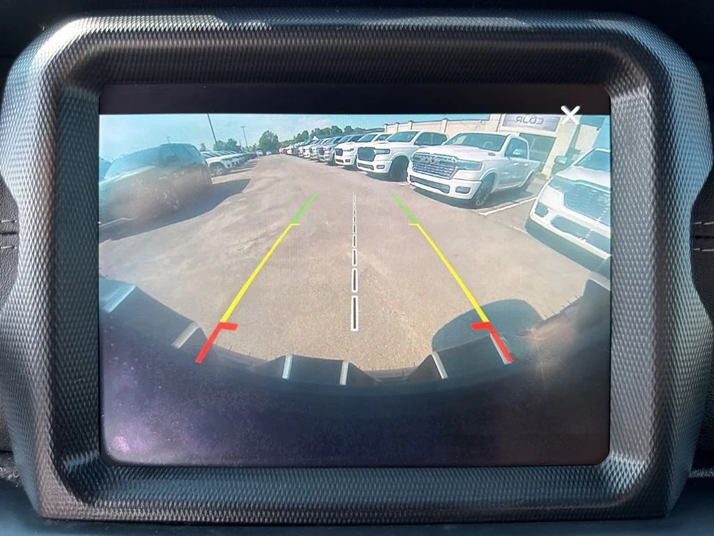 Used 2018 Gray Jeep Unlimited Sahara image 39