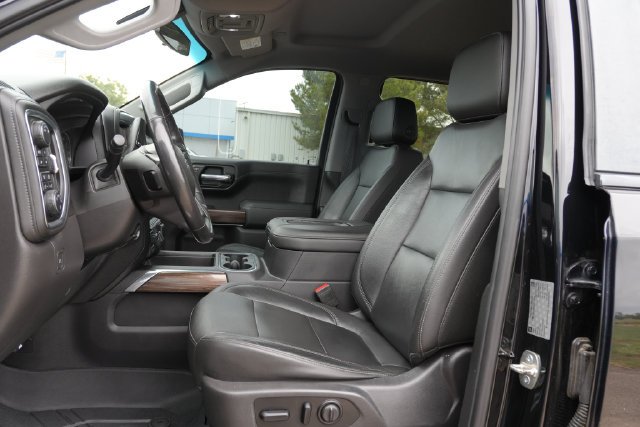 Used 2019 Black Chevrolet RST image 11
