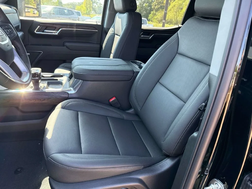 2026 GMC Sierra 1500 SLT - Photo 27