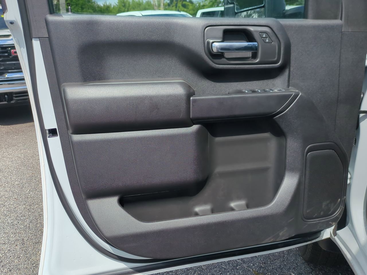 New 2025 Summit White GMC Pro image 21
