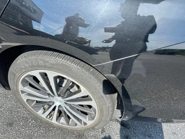 Used 2018 Black Buick Essence image 4