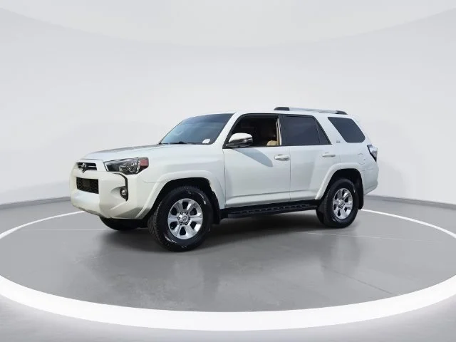 Used 2022 White Toyota SR5 Premium image 4