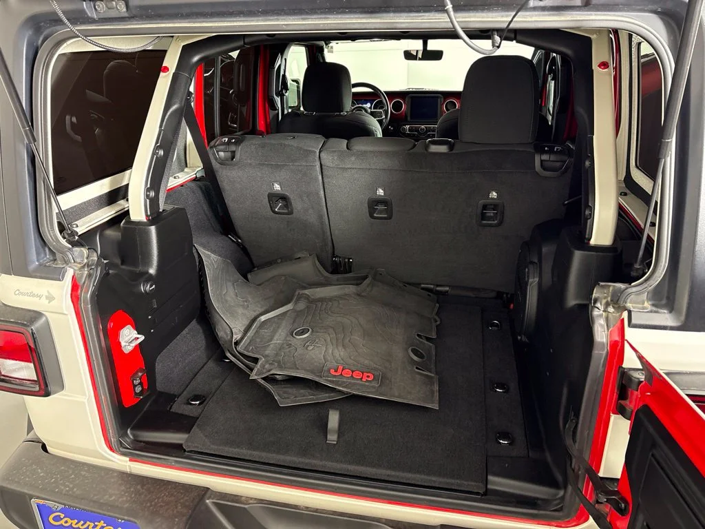 Used 2023 Red Jeep Rubicon image 22