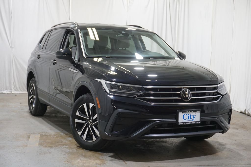 Used 2024 Volkswagen Tiguan S with VIN 3VVFB7AX9RM092052 for sale in Evanston, IL