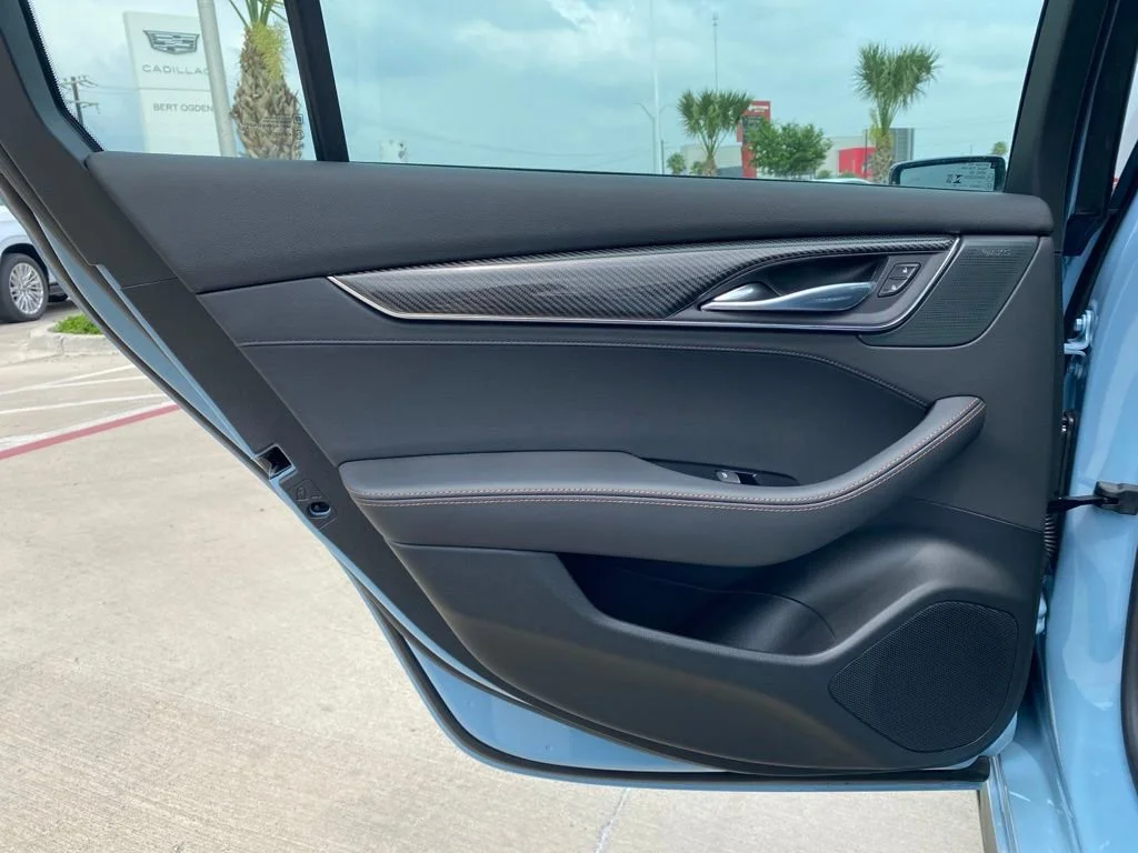 2026 Cadillac CT5 V-Series - Photo 26