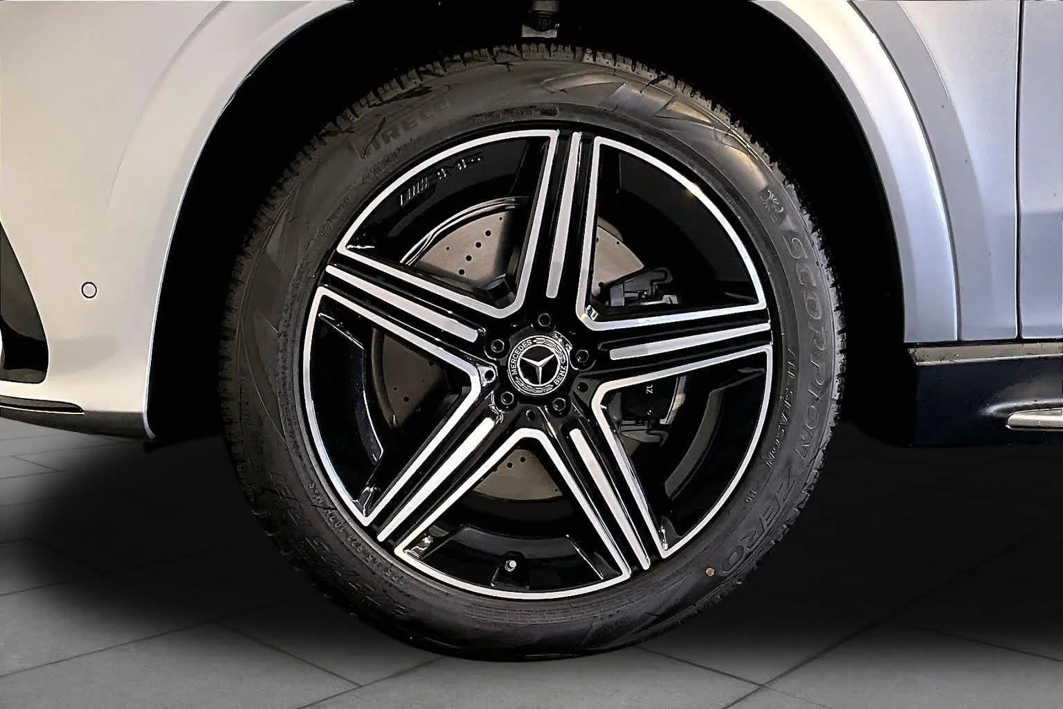 New 2026 Cirrus Silver Metallic Mercedes-Benz GLE 350 image 17