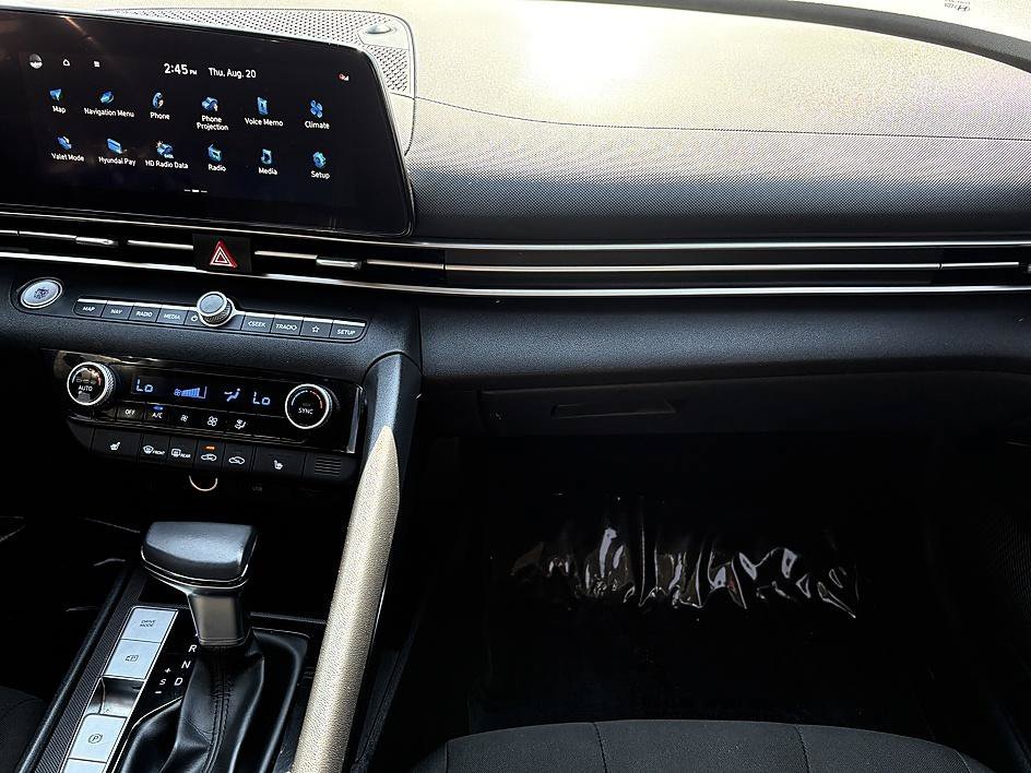 Used 2023 Portofino Gray Hyundai SEL image 13