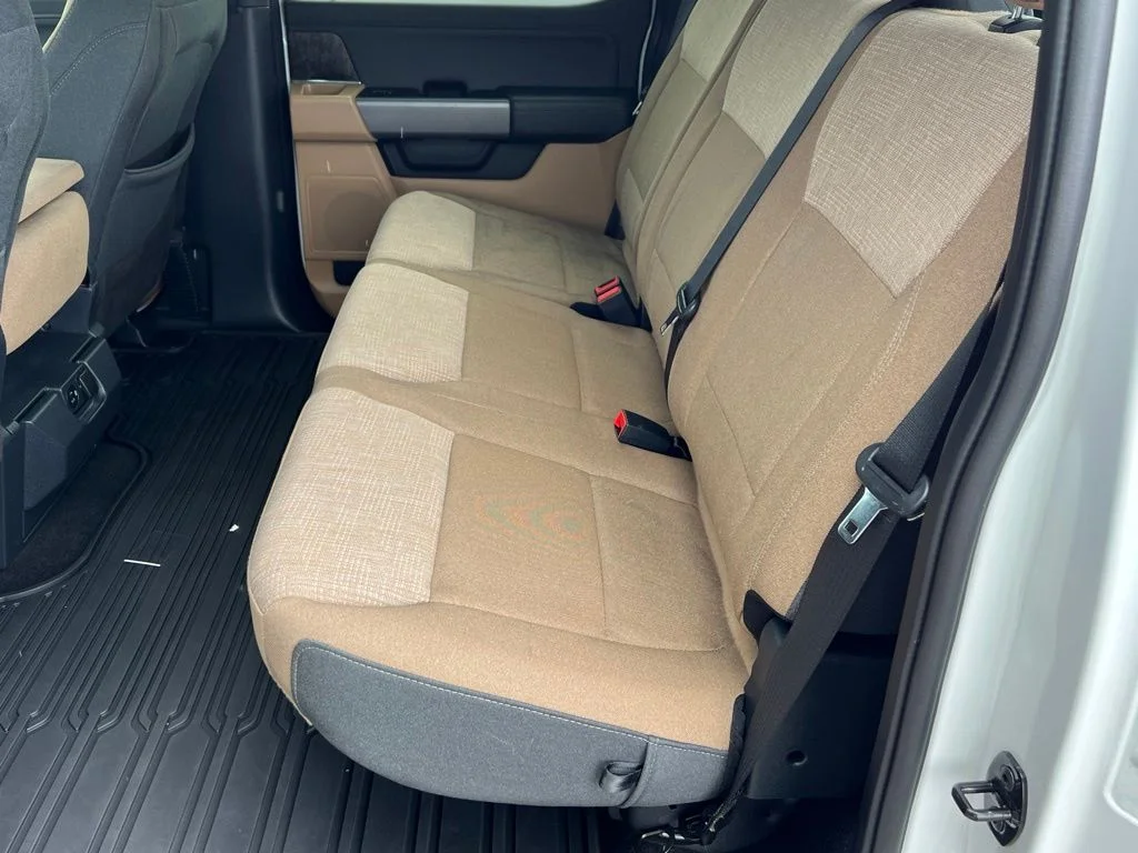 2022 Ford F-150 XLT - Photo 17