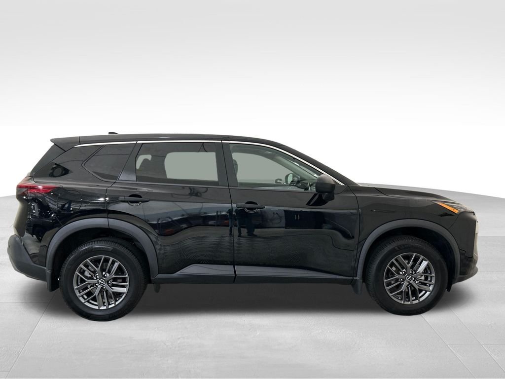 Used 2023 Black Nissan S image 7