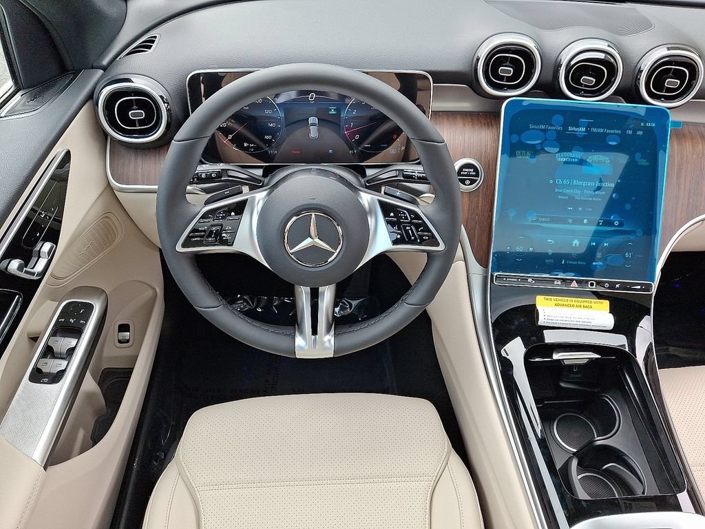 New 2027 Polar White Mercedes-Benz GLC 300 image 25
