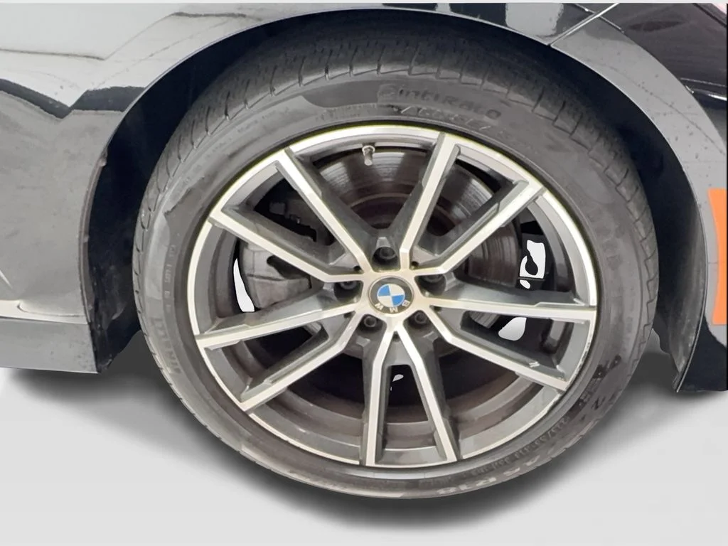 Used 2022 Black BMW 330i image 14
