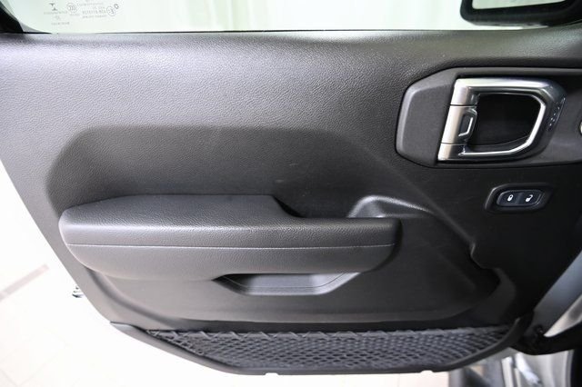 Used 2023 Silver Jeep Freedom Edition image 21