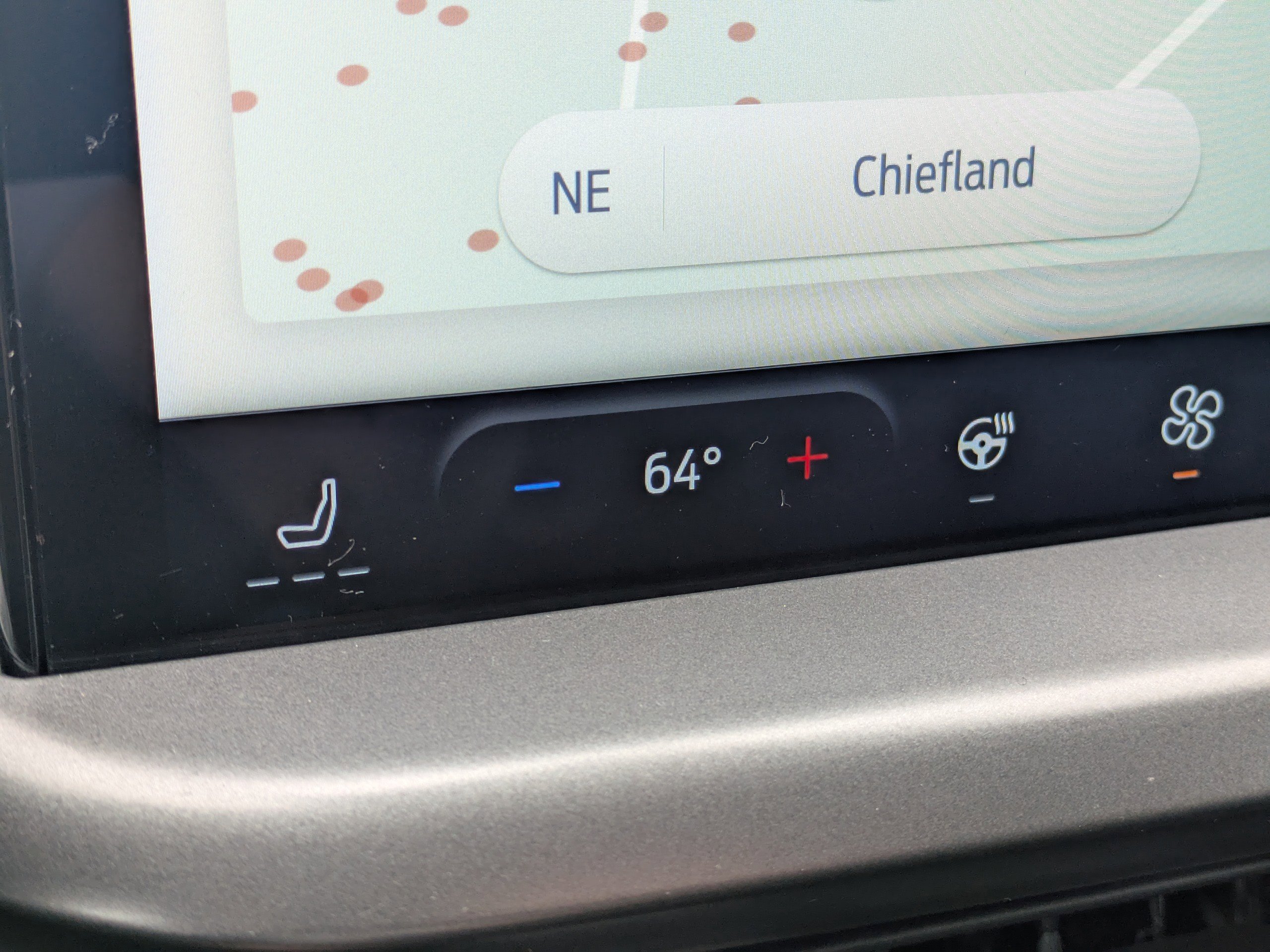 Used 2025 Oxford White Ford Active image 21