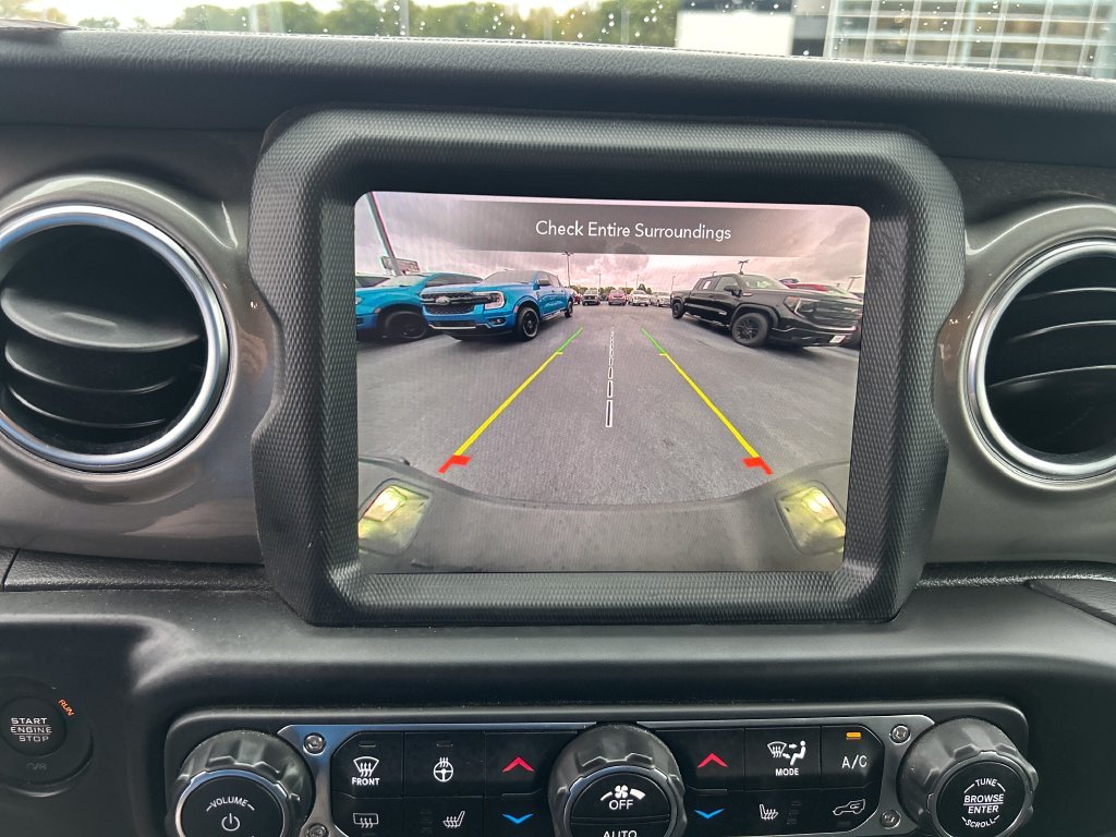 Used 2022 Gray Jeep Overland image 22