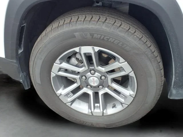 Used 2026 Summit White GMC Elevation image 16