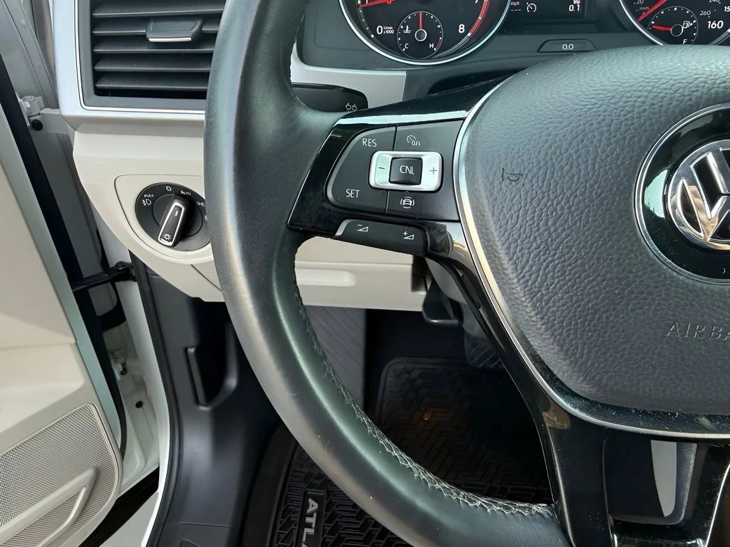 Used 2019  Volkswagen 3.6L V6 SE image 15