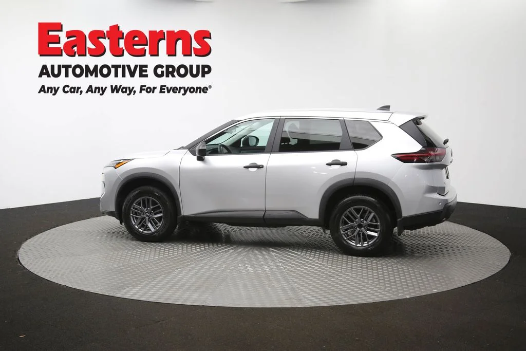 Used 2024 Silver Nissan S image 62