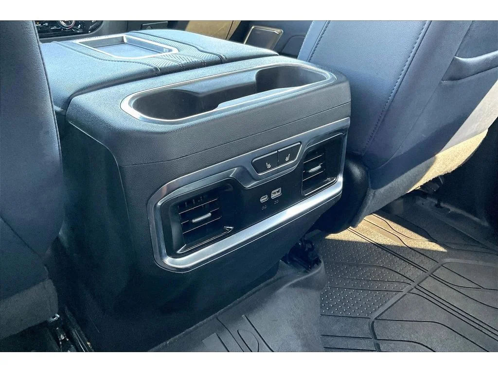 Used 2022 Northsky Blue Metallic Chevrolet High Country image 23