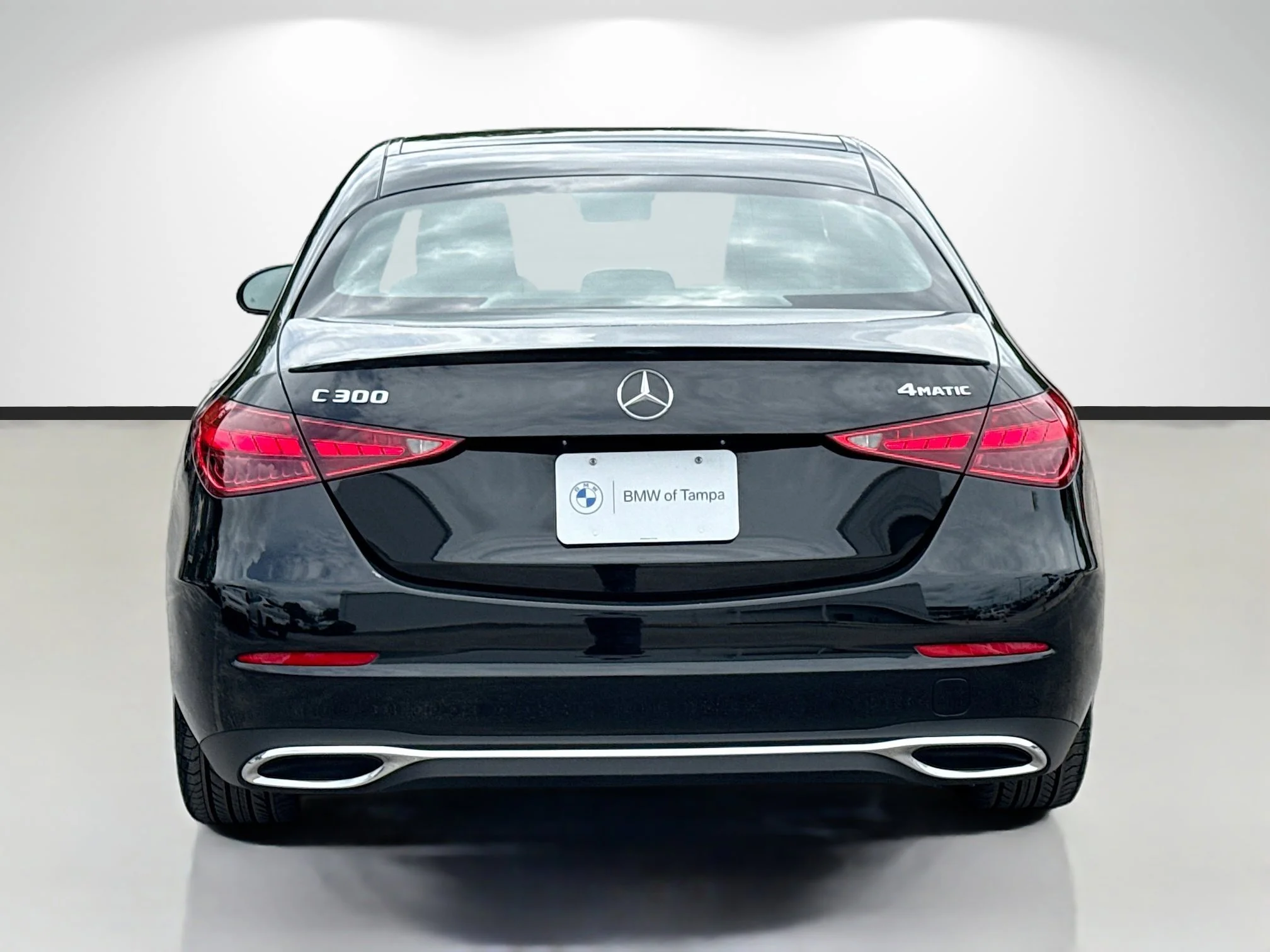Used 2022 Obsidian Black Metallic Mercedes-Benz C 300 image 4