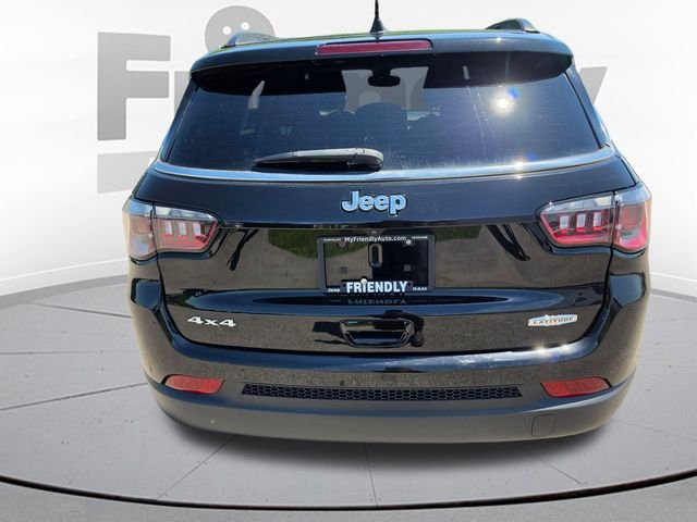 Used 2023 Black Jeep Latitude image 6