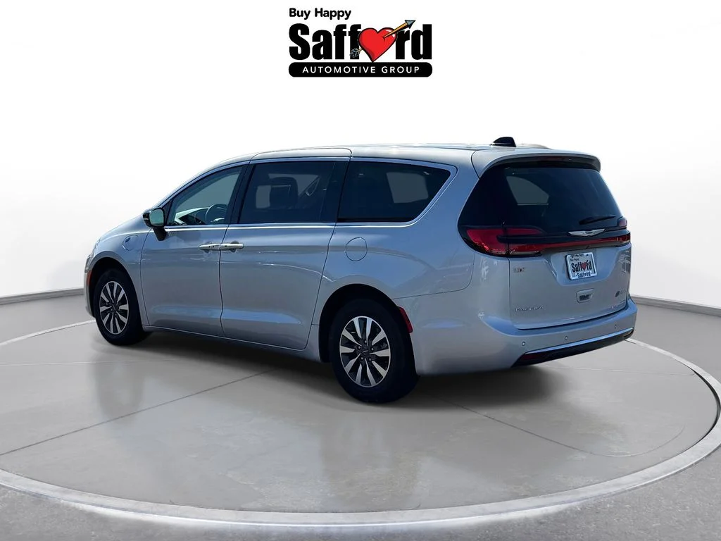 2024 Chrysler Pacifica PHEV Select