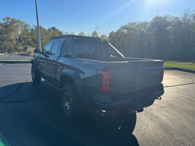 2025 Toyota Tacoma Trailhunter - Photo 6