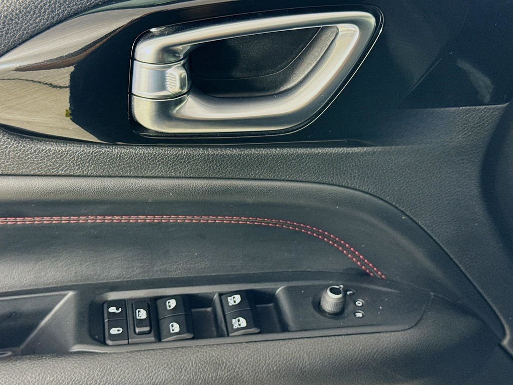 Used 2023 Granite Crystal Metallic Clearcoat Jeep Trailhawk image 21