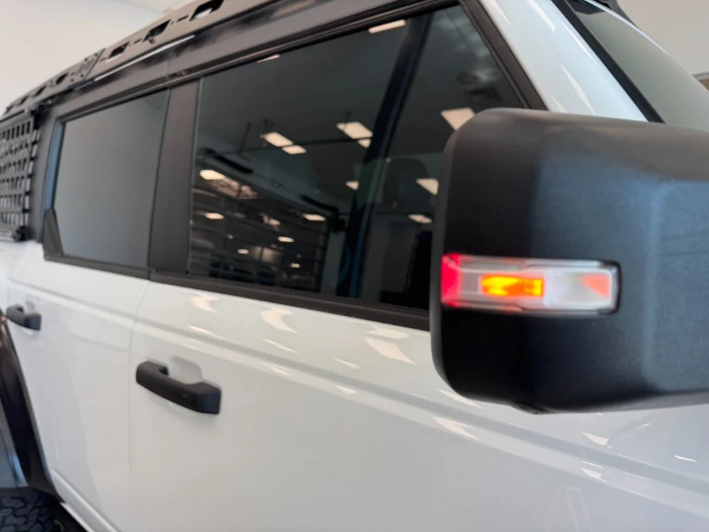 Used 2024  FORD  image 11