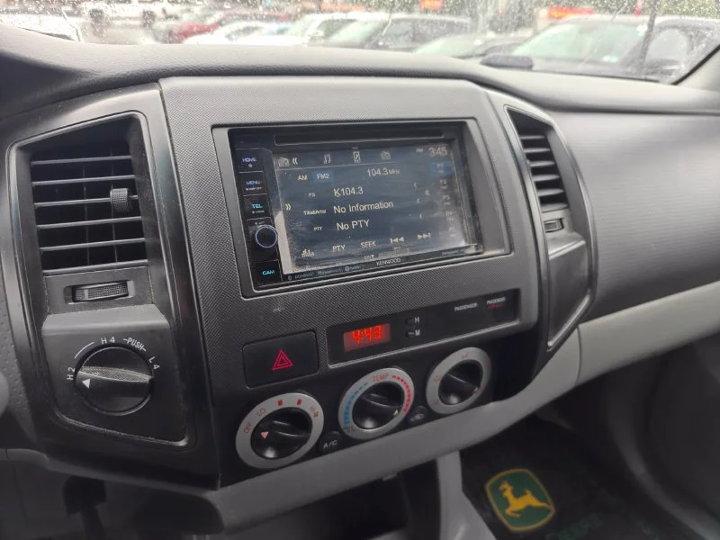 Used 2010 Red Toyota Base image 14