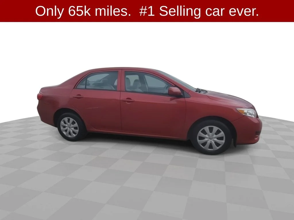 Used 2009  Toyota LE image 10