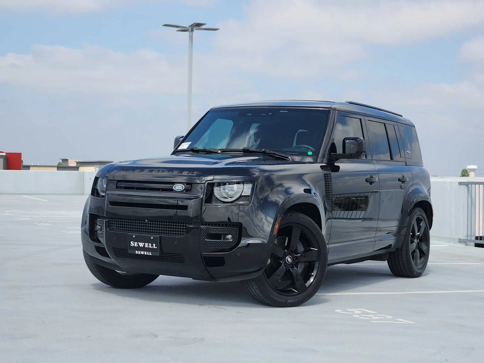 2024 Land Rover Defender 110 X-Dynamic SE P400's photo