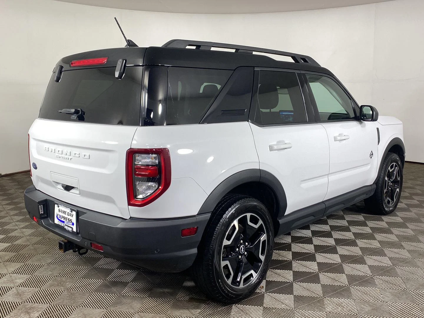 Used 2023 Oxford White Ford Outer Banks image 25