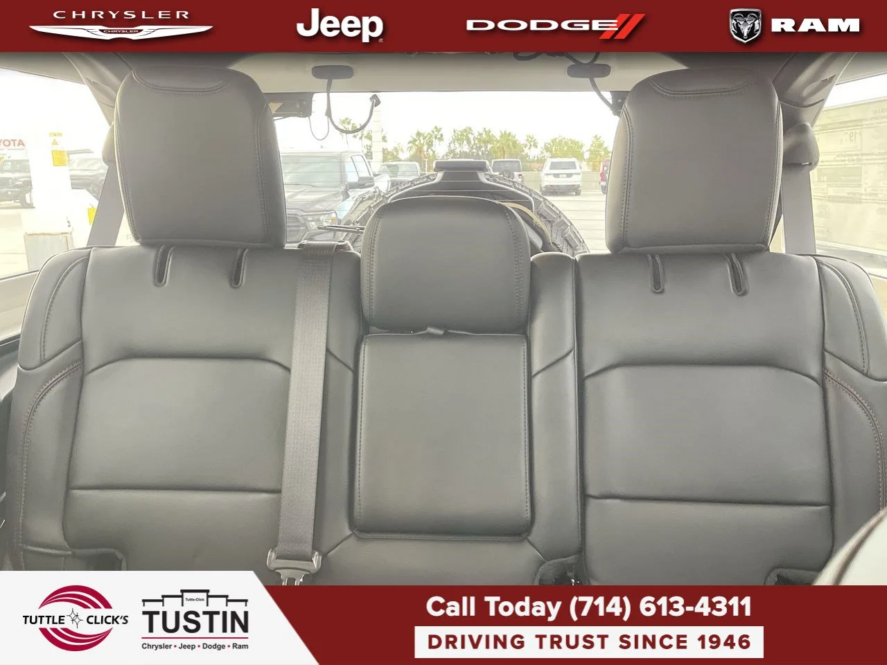 New 2027 Black Clear-Coat Paint Jeep Rubicon X image 5