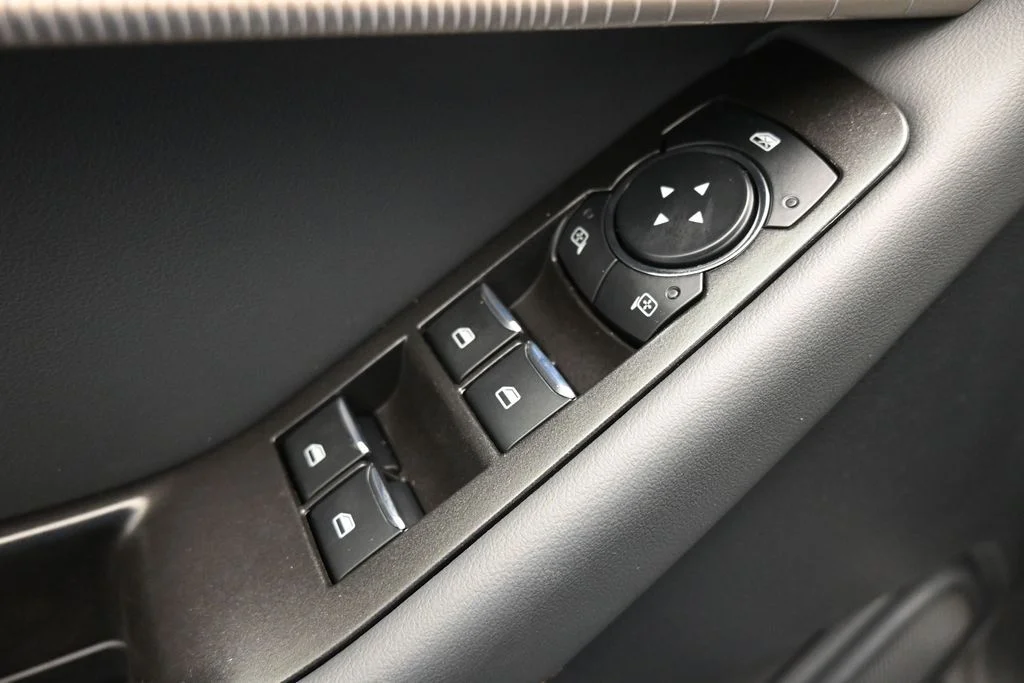2026 Ford Explorer Active - Photo 12