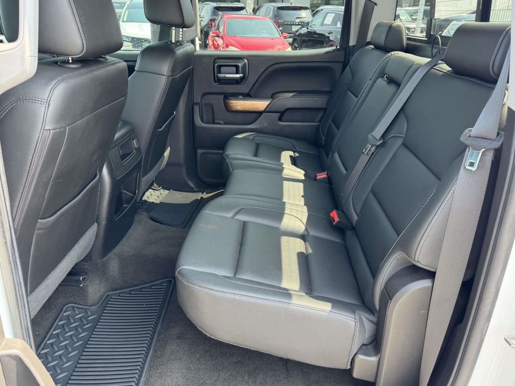 Used 2018 White Chevrolet LTZ image 15