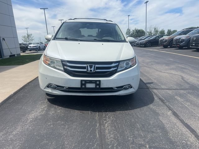 2014 Honda Odyssey Touring's photo