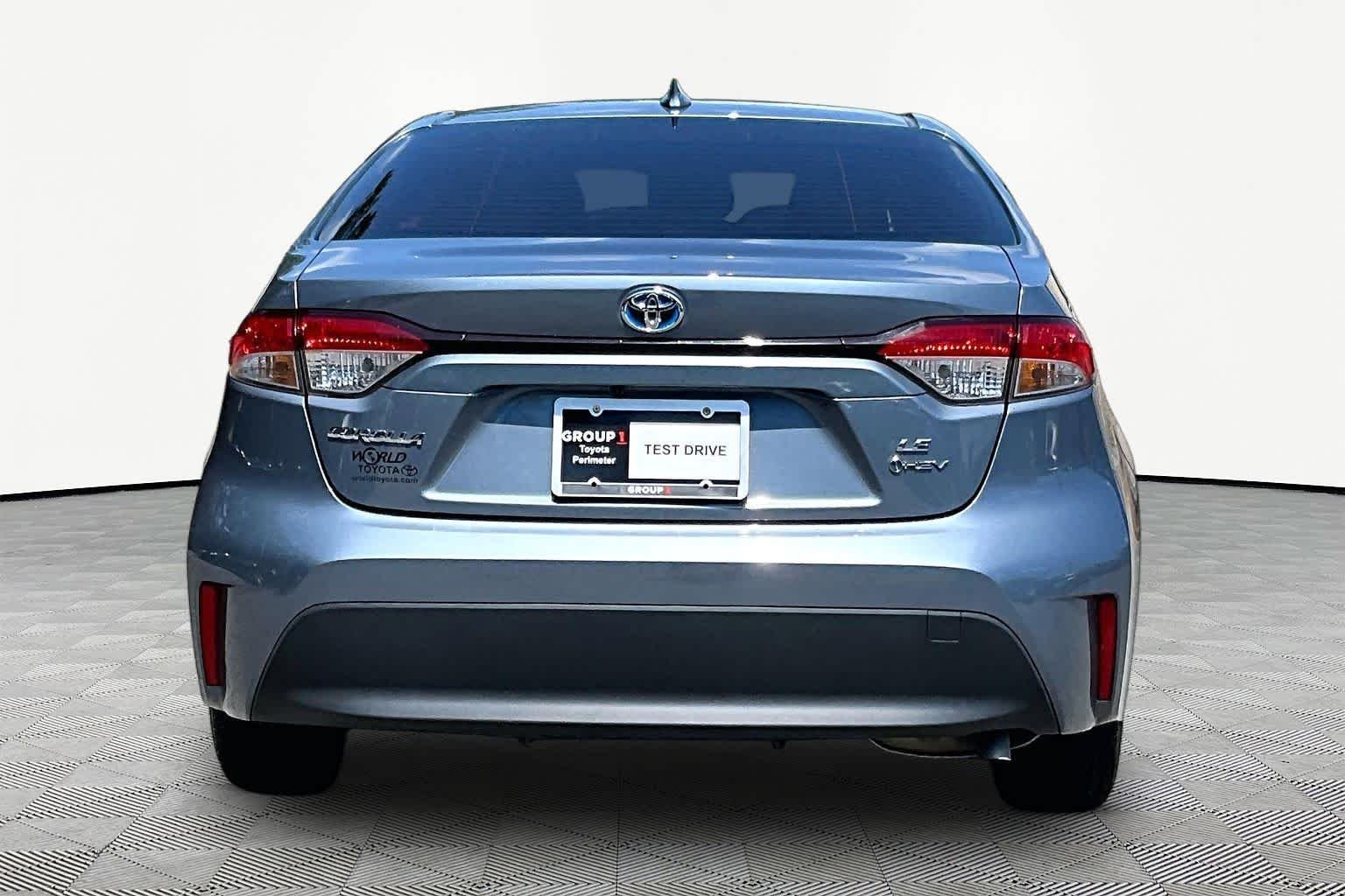 Used 2025 Celestite Toyota Hybrid LE image 4